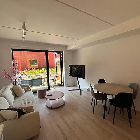 Ny I Hjertet Av Tromsø